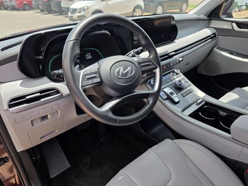 Used 2025 Hyundai Palisade SEL AWD/4WD image 12