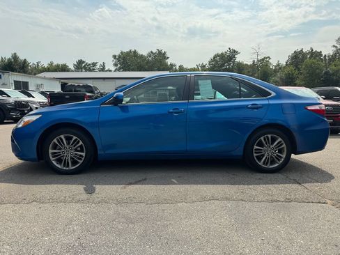 Used 2017 Toyota Camry SE FWD image 8