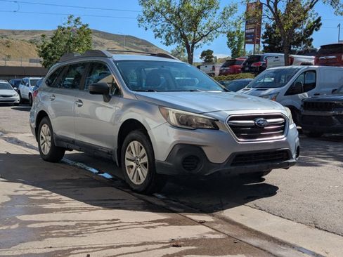 Used 2018 Subaru Outback 2.5i AWD/4WD image 3