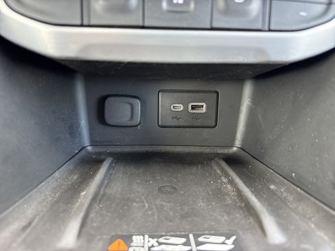 Used 2020 GMC Acadia SLE w/ Driver Convenience Package image 22