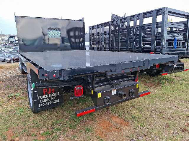 New 2024 Ford F550 4x4 Regular Cab Super Duty image 4