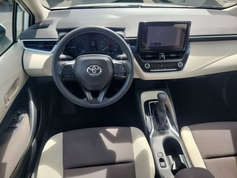 Used 2023 Toyota Corolla LE w/ LE Convenience Package image 11