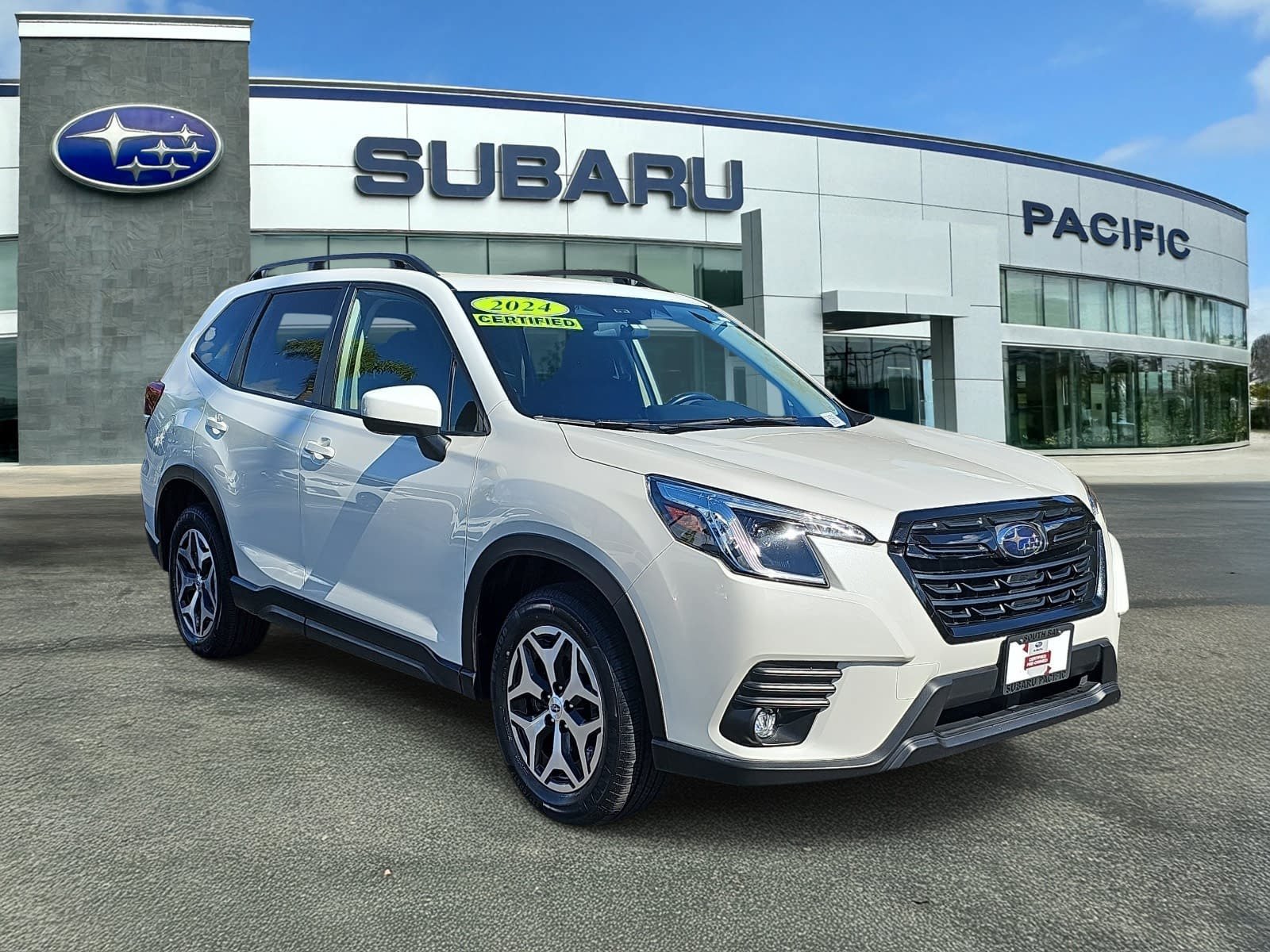 Certified 2024 Subaru Forester Premium AWD/4WD image 1