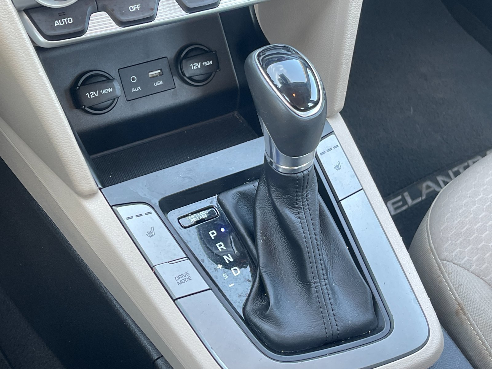Used 2020 Hyundai Elantra Value Edition FWD image 23