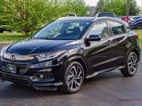 Used 2019 Honda HR-V Sport image 3