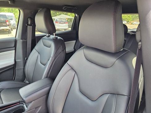 New 2026 Jeep Compass Limited AWD/4WD image 39