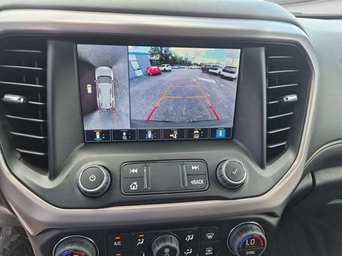 Used 2023 GMC Acadia AT4 w/ Technology Package AWD/4WD image 23