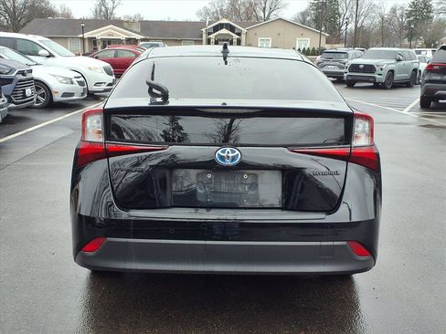 Used 2022 Toyota Prius Limited w/ Premium Convenience Package image 28