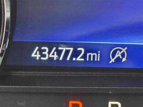 Used 2021 Ford Explorer XLT w/ Equipment Group 202A image 43