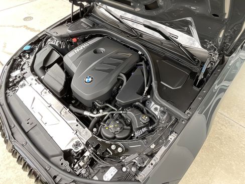 Used 2026 BMW 330i xDrive Sedan w/ M Sport Package AWD/4WD image 34