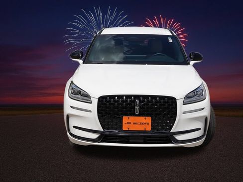Used 2023 Lincoln Corsair Reserve w/ Jet Appearance Package AWD/4WD image 12
