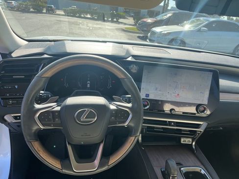 Used 2023 Lexus RX 350 Premium Plus w/ Cold Area Package FWD image 18