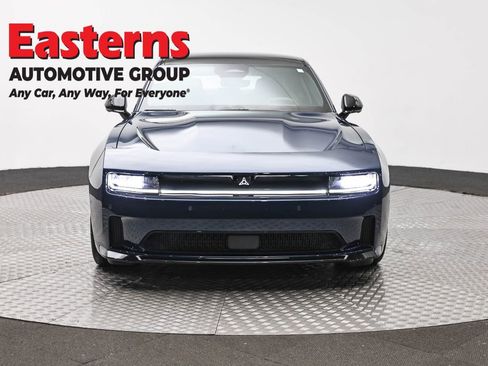 Used 2024 Dodge Charger Daytona Scat Pack w/ Plus Group AWD/4WD image 2