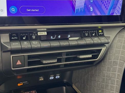 New 2026 Toyota Camry XLE AWD/4WD image 15