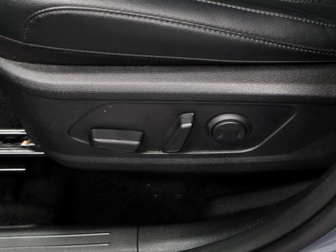 Used 2025 Kia Sportage EX w/ Premium Package FWD image 25