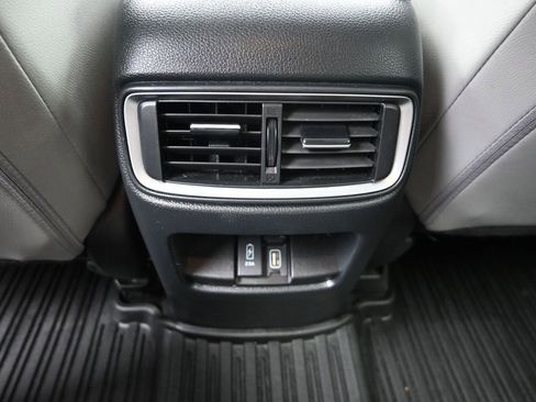 Used 2021 Honda CR-V Touring image 30
