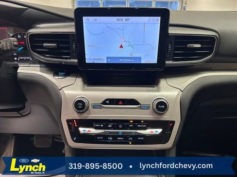 Used 2024 Ford Explorer XLT w/ Equipment Group 202A AWD/4WD image 12