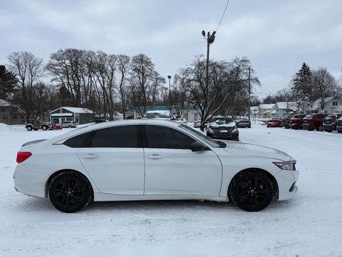 Used 2022 Honda Accord Sport Special Edition image 6