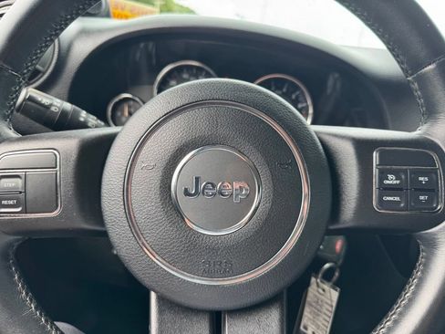 Used 2012 Jeep Wrangler Unlimited Sport AWD/4WD image 18
