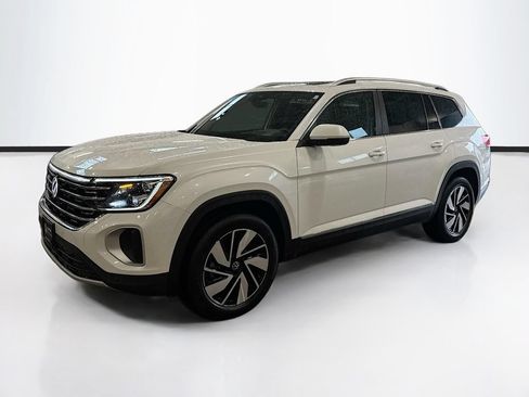 Certified 2025 Volkswagen Atlas SEL AWD/4WD image 1