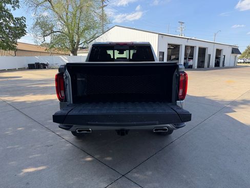 New 2026 GMC Sierra 1500 AT4 w/ AT4 Premium Package AWD/4WD image 34