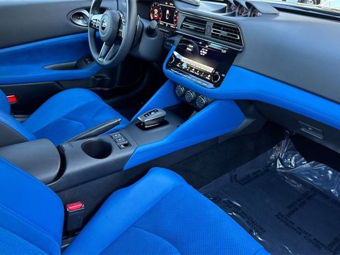 Used 2024 Nissan Z Performance w/ Floor Mat Package image 12