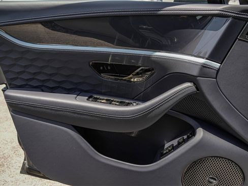 New 2025 Bentley Flying Spur Plug-In Hybrid image 31