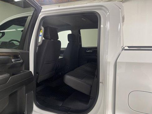Used 2024 Chevrolet Silverado 1500 LT AWD/4WD image 10
