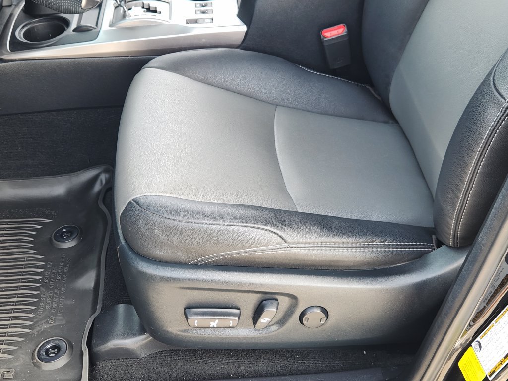 Used 2023 Toyota 4Runner SR5 Premium w/ Moonroof Package AWD/4WD image 16