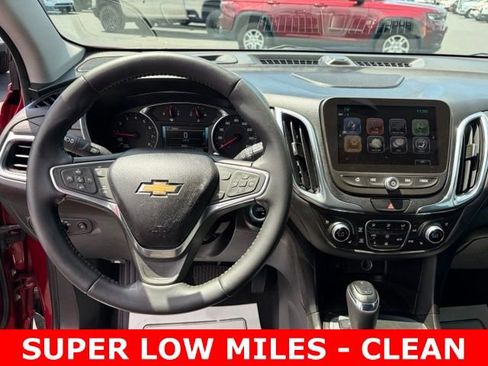 Used 2018 Chevrolet Equinox Premier FWD image 17