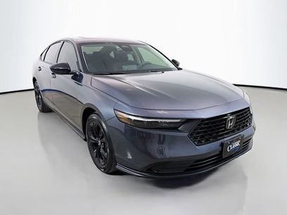 New 2025 Honda Accord SE