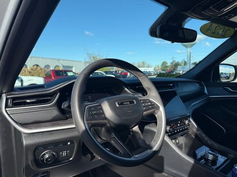 Used 2024 Jeep Grand Cherokee Limited 4xe image 38