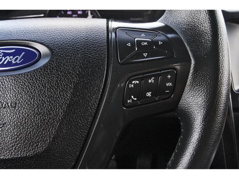 Used 2018 Ford Explorer XLT w/ Equipment Group 202A AWD/4WD image 20