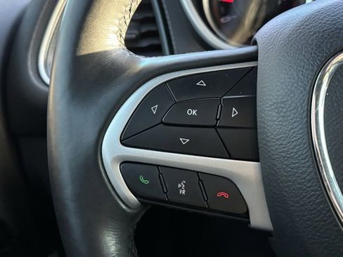 Used 2018 Dodge Challenger SXT Plus image 18