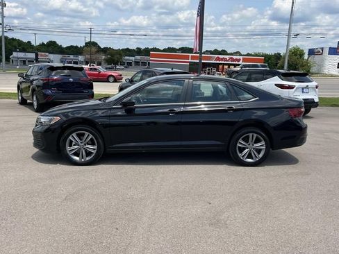 Used 2024 Volkswagen Jetta SE FWD image 7