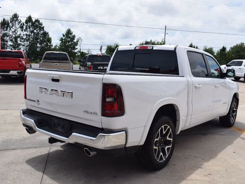 Used 2025 RAM 1500 Laramie AWD/4WD image 4