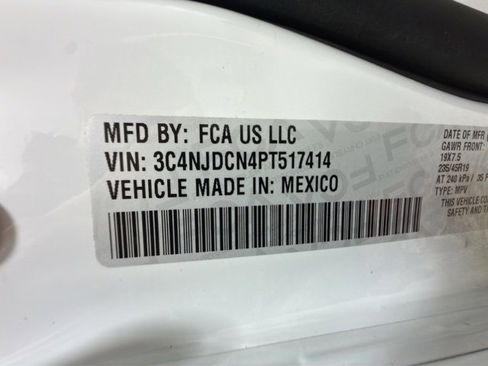 Used 2023 Jeep Compass High Altitude image 31