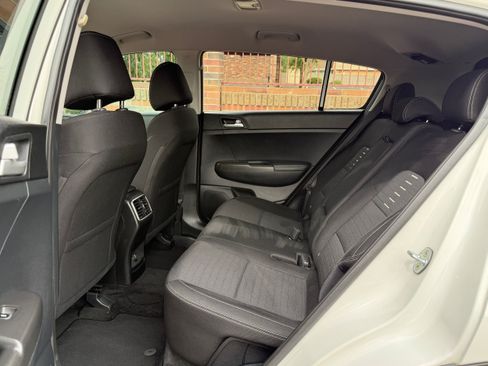 Used 2018 Kia Sportage LX w/ LX Popular Package FWD image 7