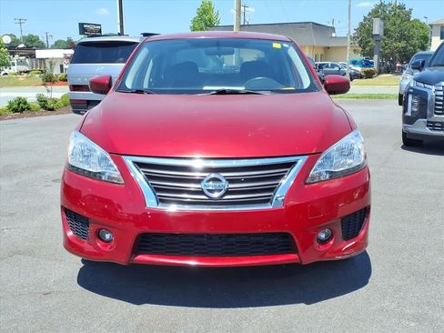 Used 2013 Nissan Sentra SR w/ Driver Pkg FWD image 2