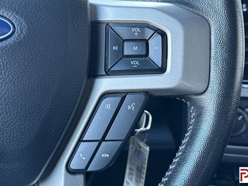 Used 2022 Ford F250 Lariat w/ Lariat Value Package image 29