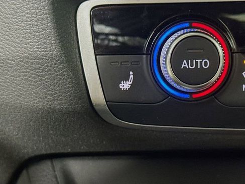 Used 2022 Audi Q3 2.0T Premium image 23