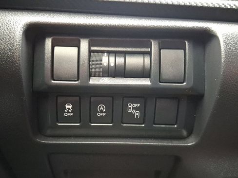 Used 2023 Subaru Crosstrek 2.0i Premium image 26