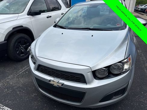 Used 2013 Chevrolet Sonic LT FWD image 2