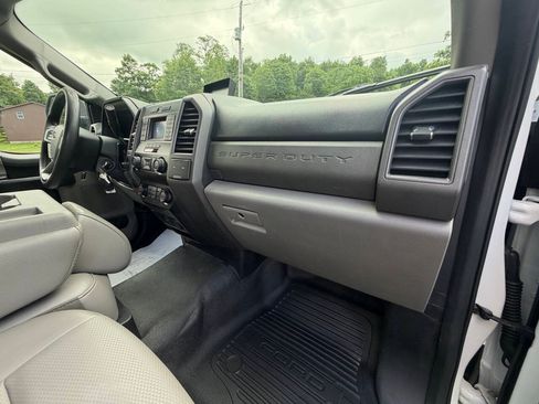 Used 2020 Ford F350 XL w/ Power Equipment Group RWD image 46