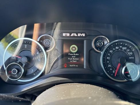 Used 2021 RAM 1500 Big Horn AWD/4WD image 15