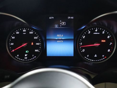 Used 2022 Mercedes-Benz GLC 300 image 34