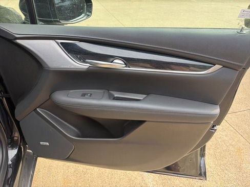 Certified 2023 Cadillac XT5 Premium Luxury AWD/4WD image 25