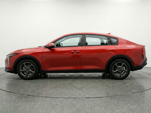 Used 2025 Kia K4 FWD image 5