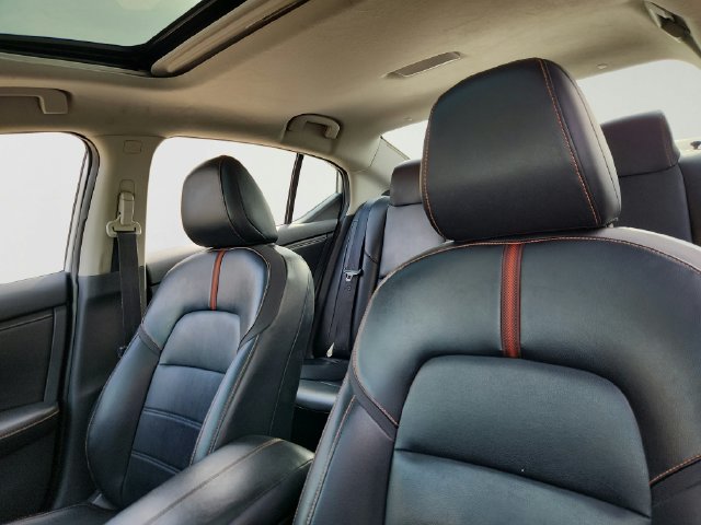 Used 2022 Nissan Sentra SR w/ SR Premium Package FWD image 10