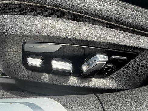 Used 2020 BMW 740i RWD image 12